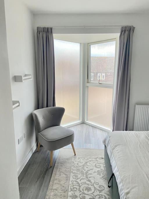Apartamento Modern 1-bedroom Close To City Airport