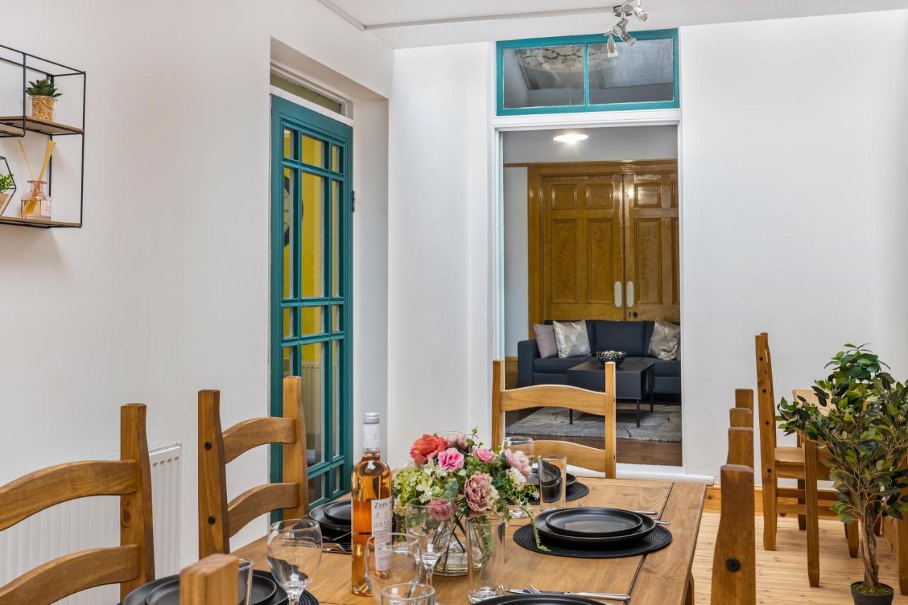 Hébergement de vacances Spacious 5 Bedroom House With Garden + Parking - Amazing Location Londres