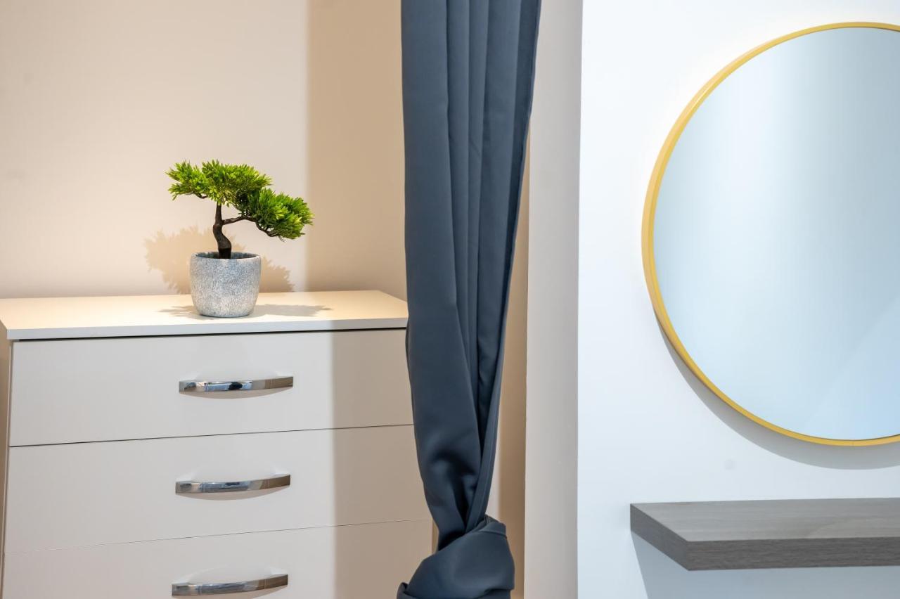 Stylish 2 Bedrooms Little Venice - 44 * Londen