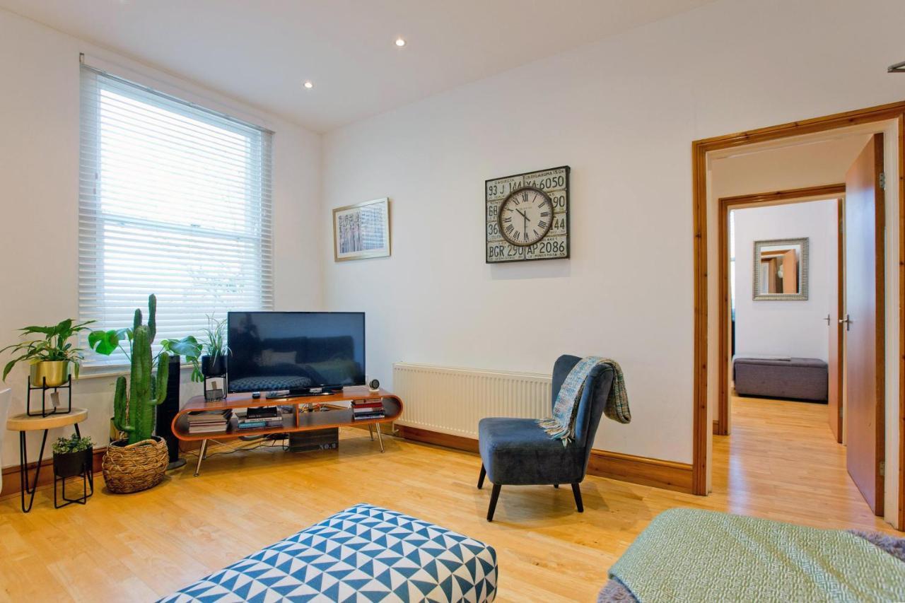 Spacious Highbury Fields 1 Bedroom - Parking By Request Appartement