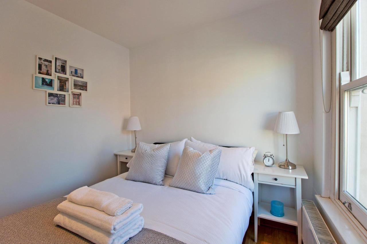 Convenient 1 Bedroom With Parking Appartement Londen