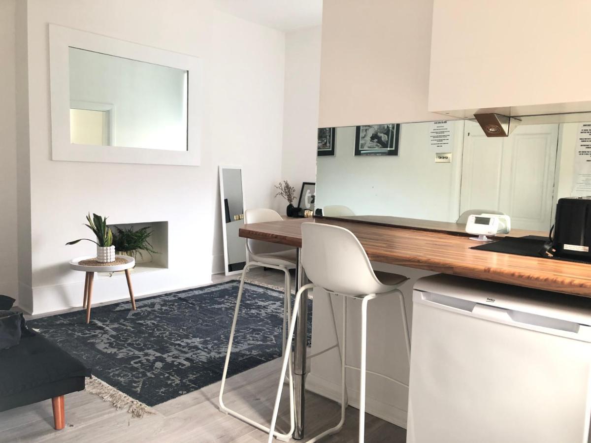 Bright Chiswick - Great Location Londres