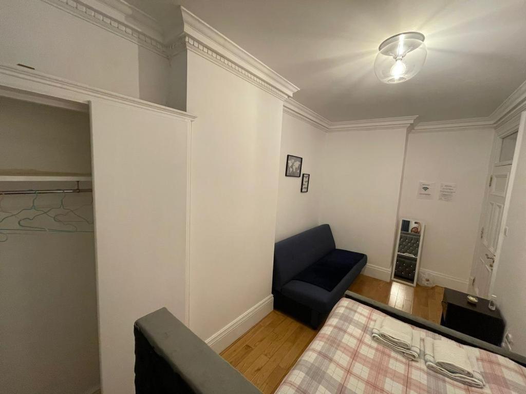Cozy Double In Marylebone-paddington #room Name Is Amsterdam# * Londres