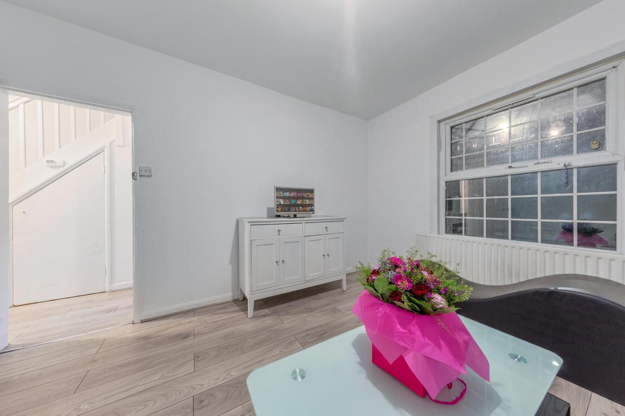Spacious And Stylish - East Acton Apartamento