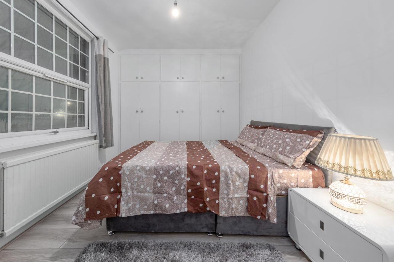 Spacious And Stylish - East Acton Apartamento Londres