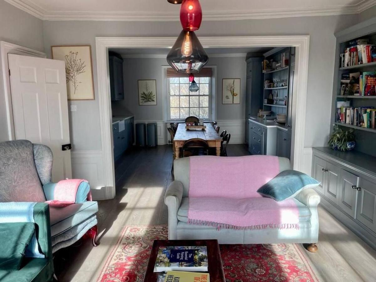 Duplex Penthouse For 7 People London