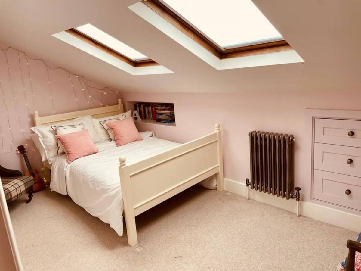 Apartment Duplex Penthouse For 7 People London