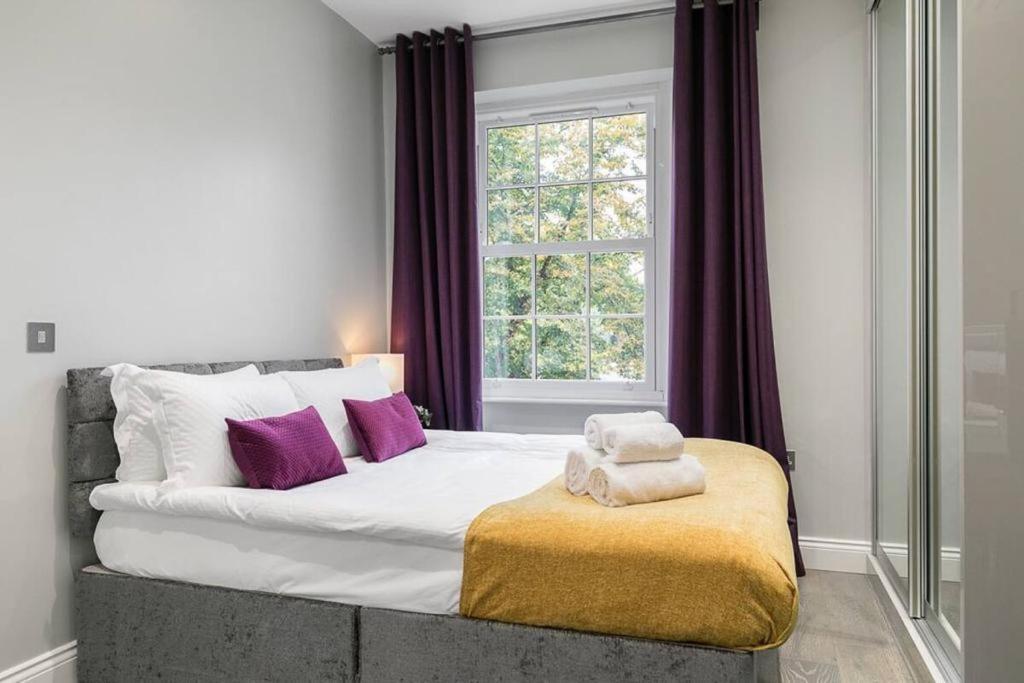 Modern 3 And 2 Bedroom Flat In Central With Installed Ac * London