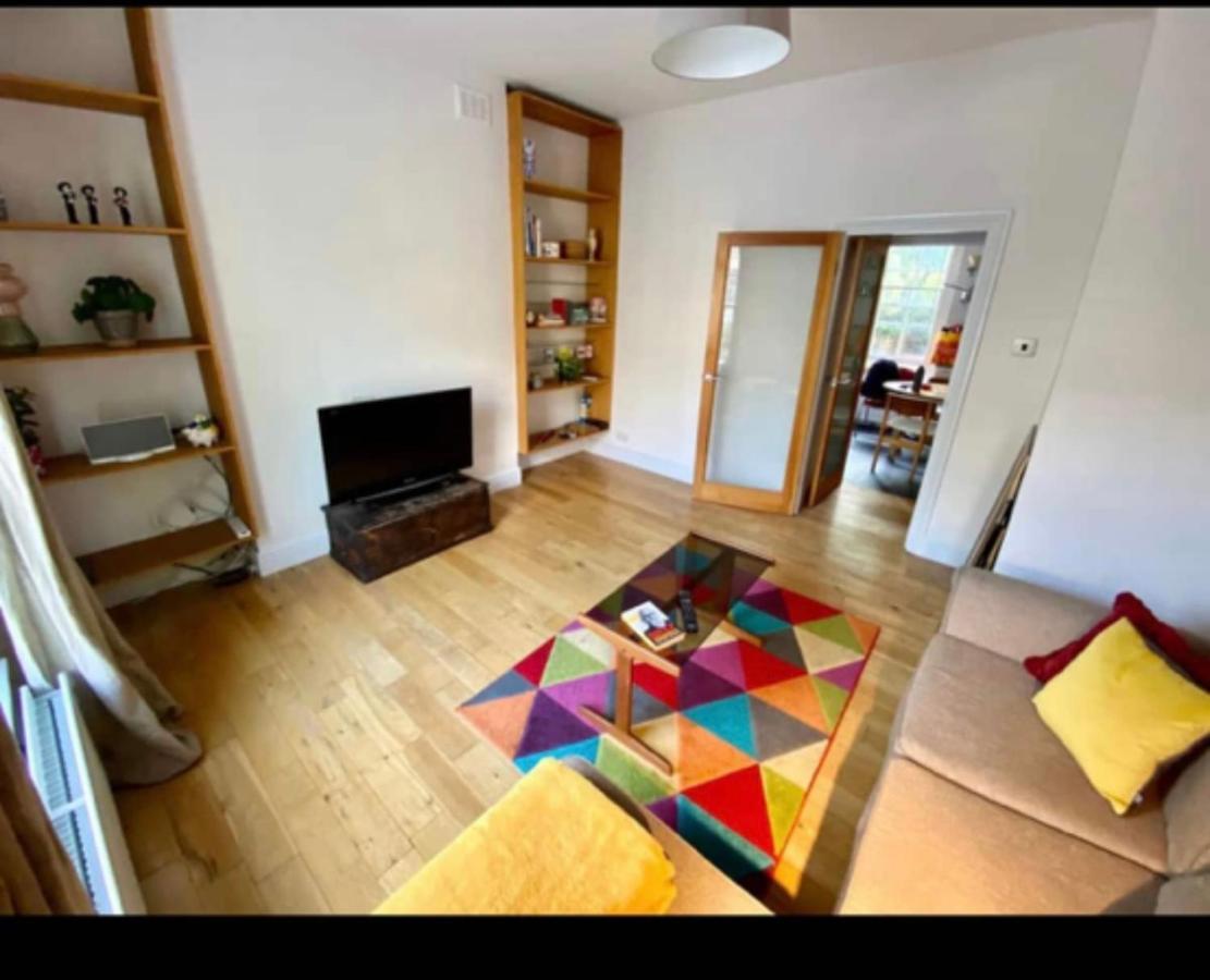 Fab Location 2 Bed Garden Flat Camden * London
