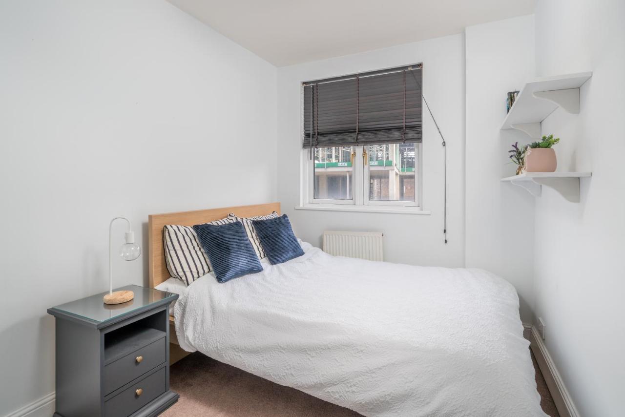 Altido Fantastic Flat Near Vauxhall Gardens *