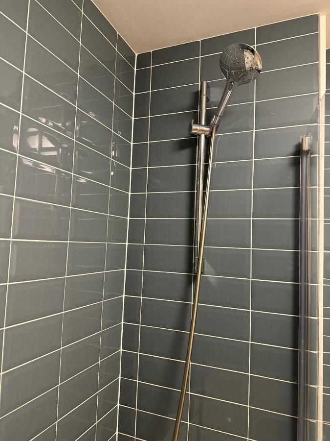 Spacious,1 Bed, Large Balcony, Parsons St Appartement Londen