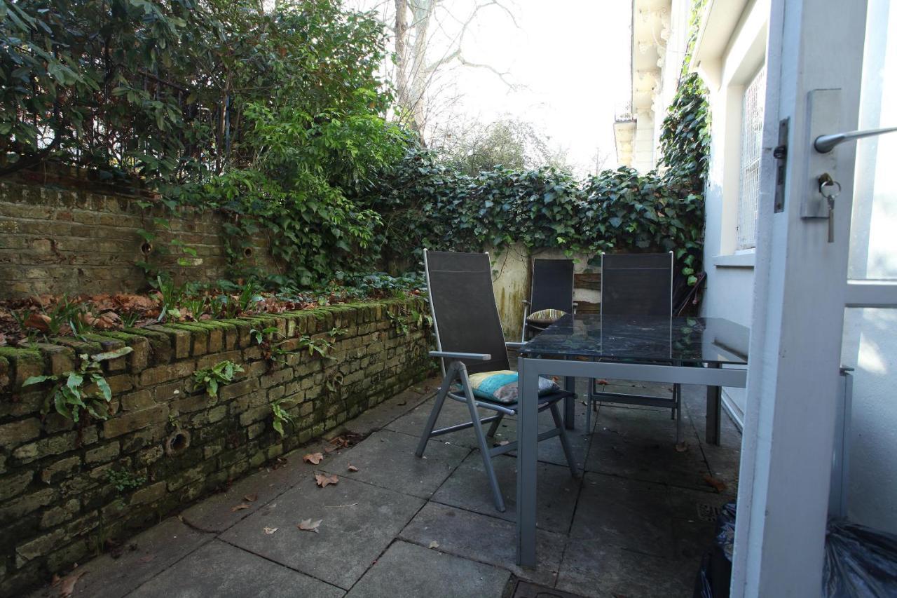 Appartement Walk To Notting Hill /paddington 1 B/r With Patio Londen