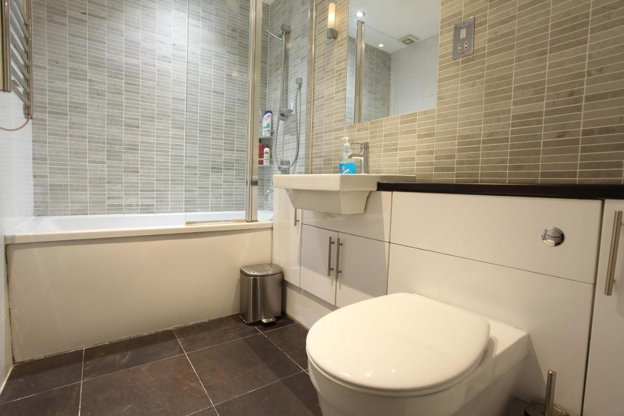 Walk To Notting Hill /paddington 1 B/r With Patio Appartement Londen