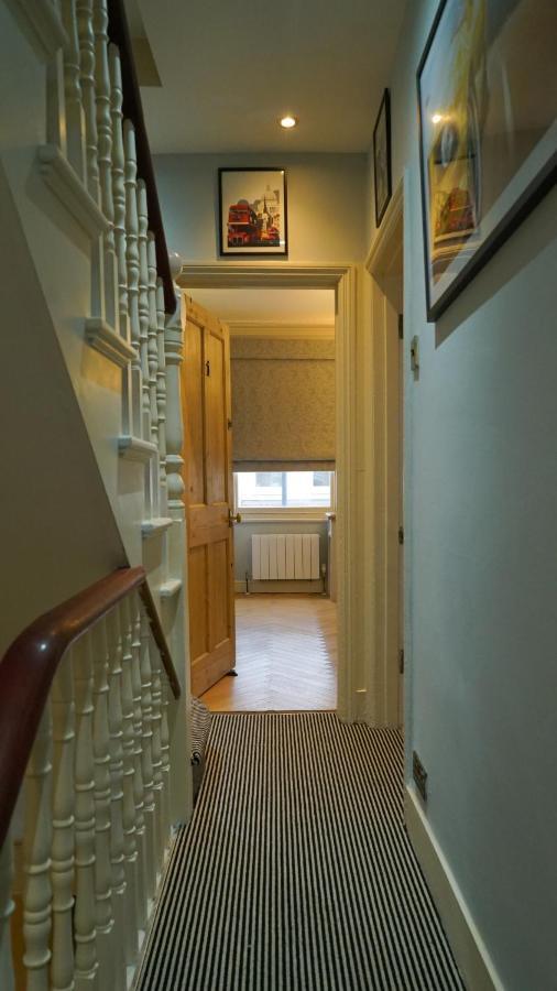Hébergement de vacances 4 Bedroom Hammersmith Fulham *