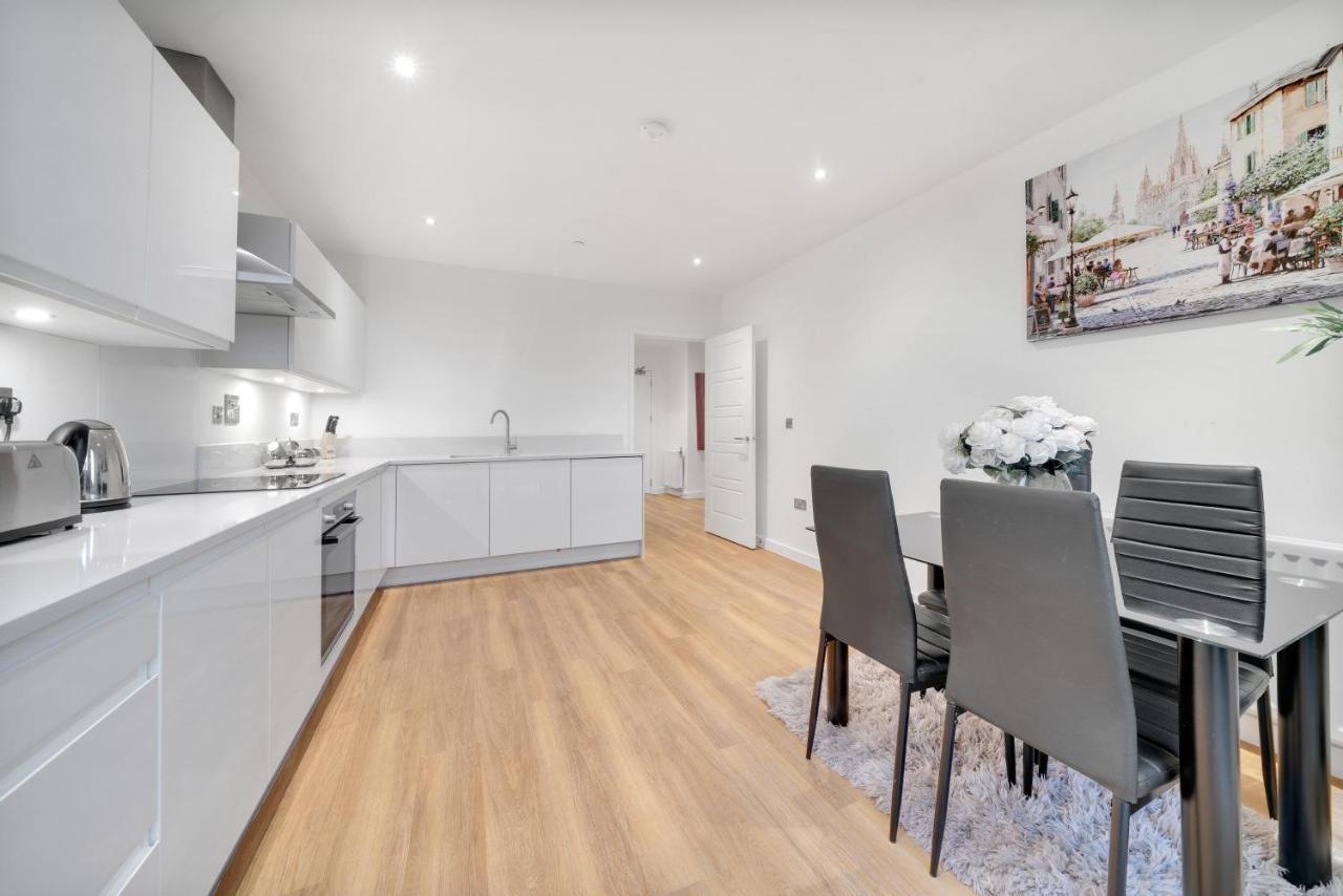 Luxury 3bed 3bath Royal Wharf Excel Newham Apartamento