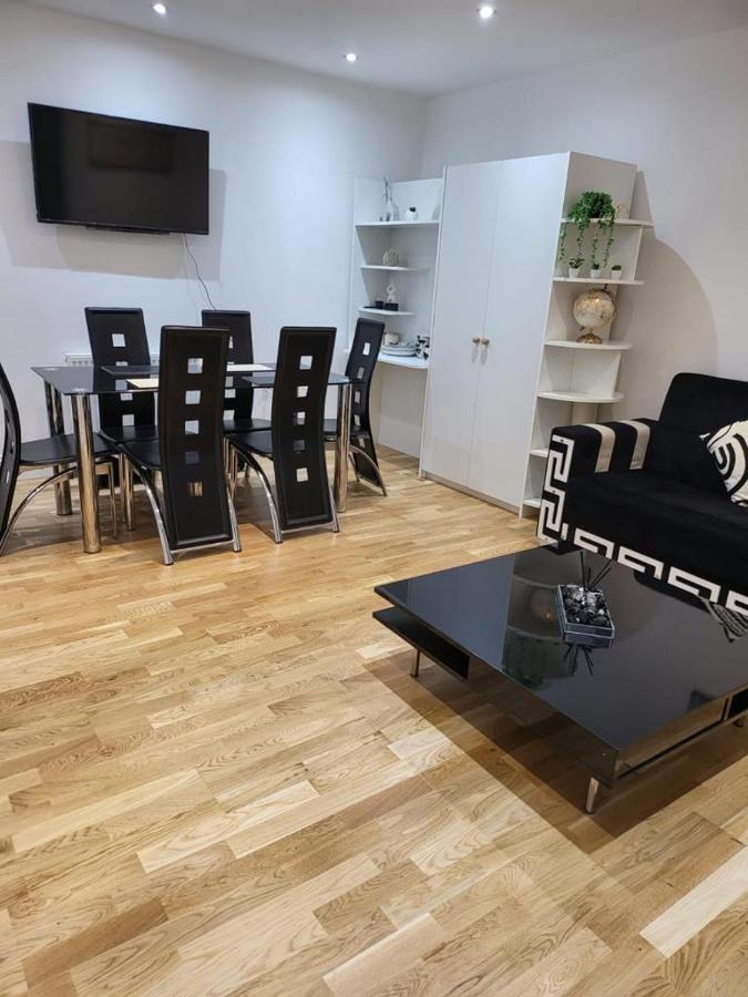 Appartement Fancy Basement Flat A