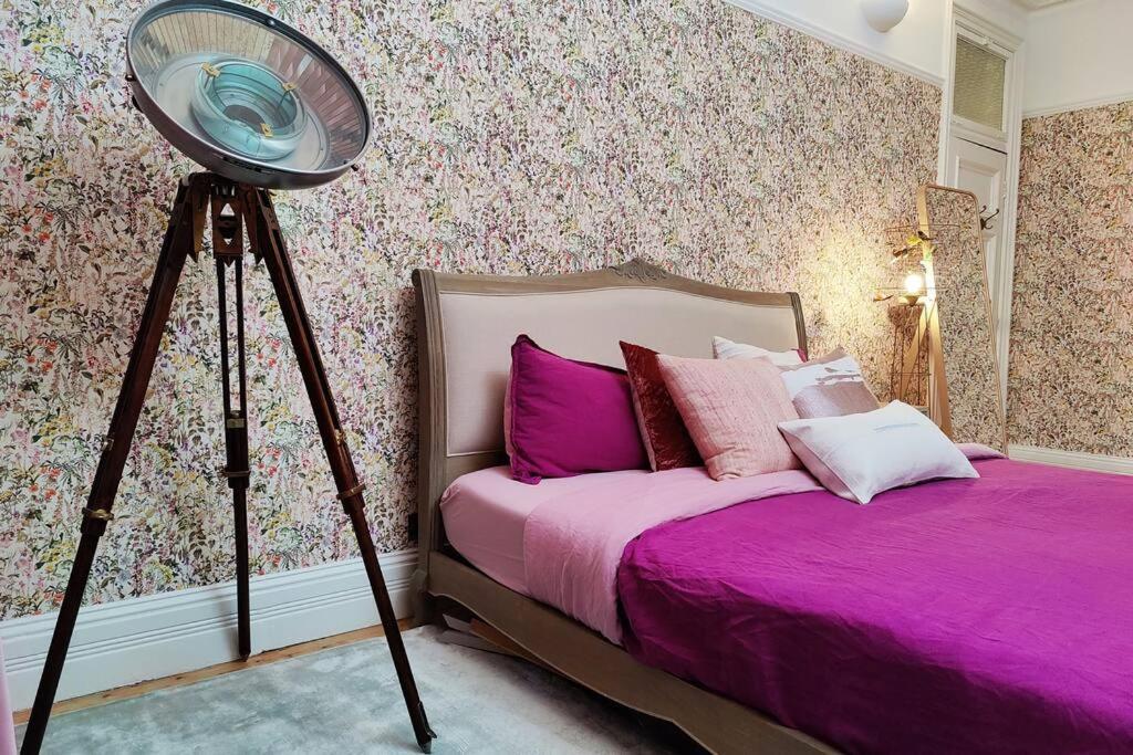 Luxury Artist In Londen