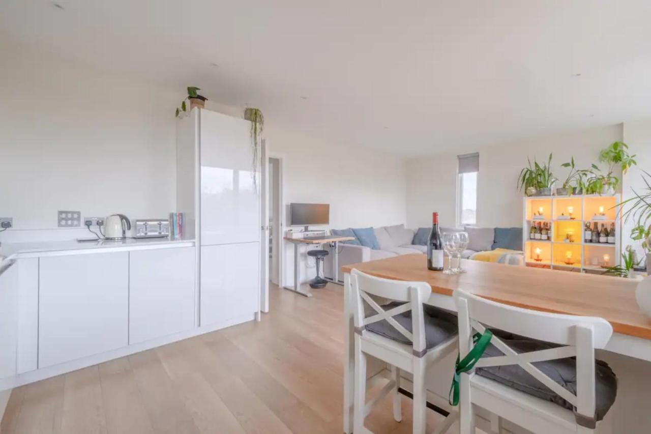 Modern 2 Bedroom Flat In Elephant And Castle Appartement *