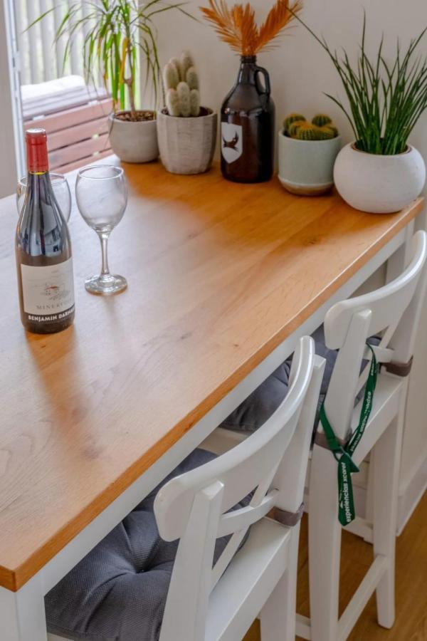 Modern 2 Bedroom Flat In Elephant And Castle * Londres