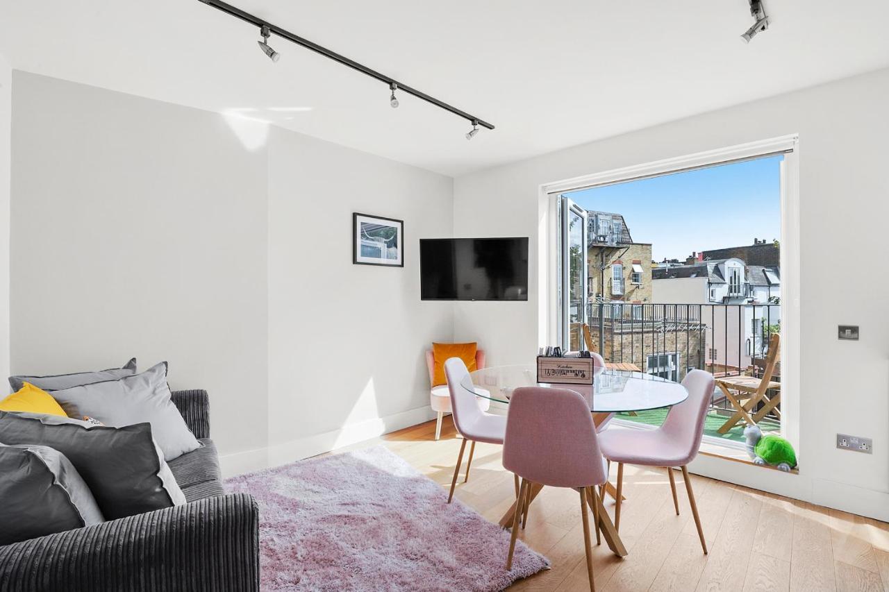 Charming 2 Bed Free Wifi Close To Camden Apartment London