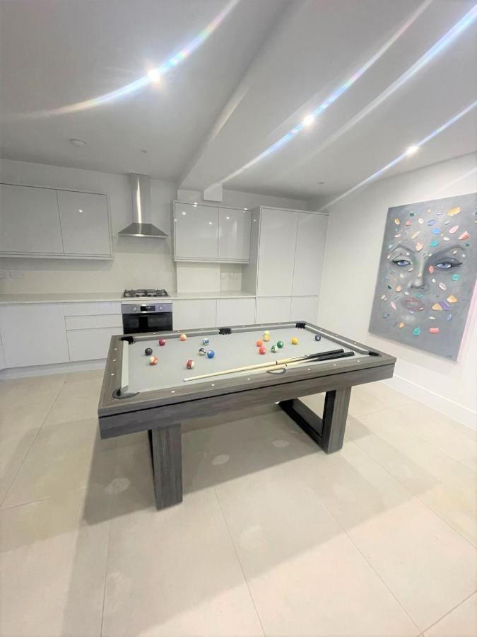Pousada Brand New Build - 4 Bed Stunner!