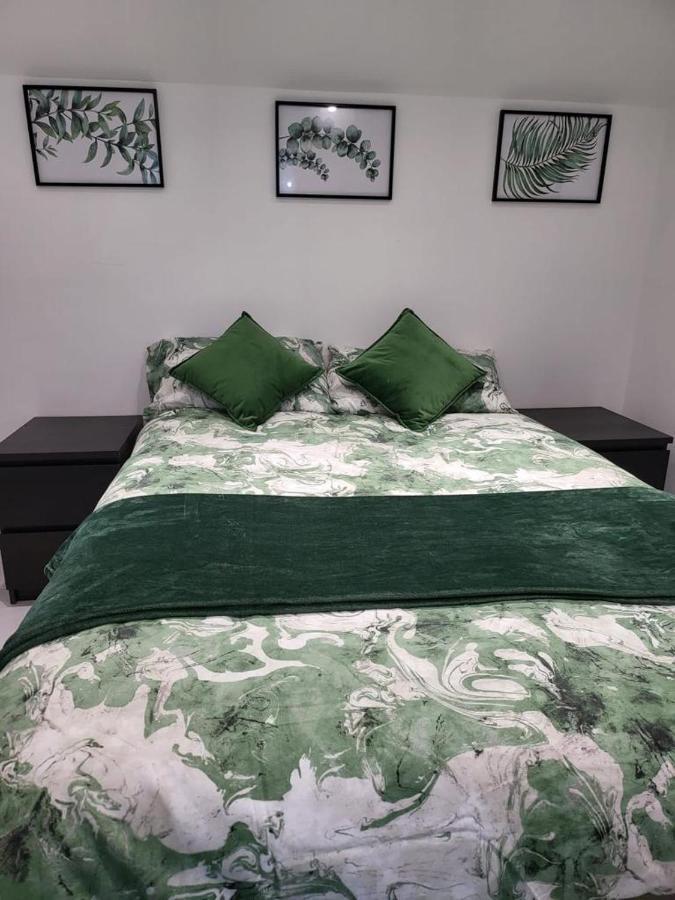 Fancy Basement Flat B Appartement *