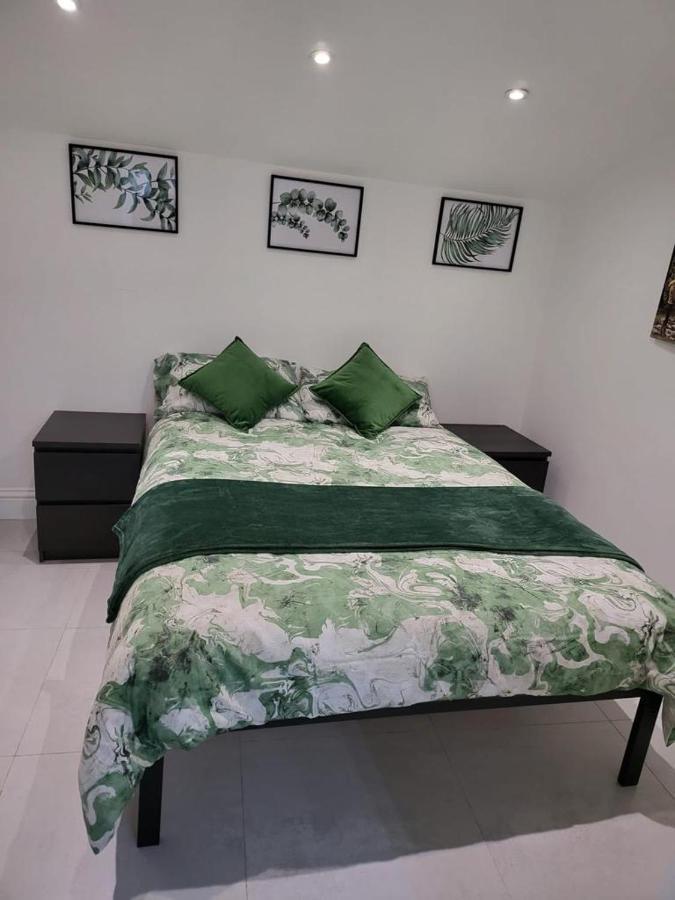 Fancy Basement Flat B Appartement *