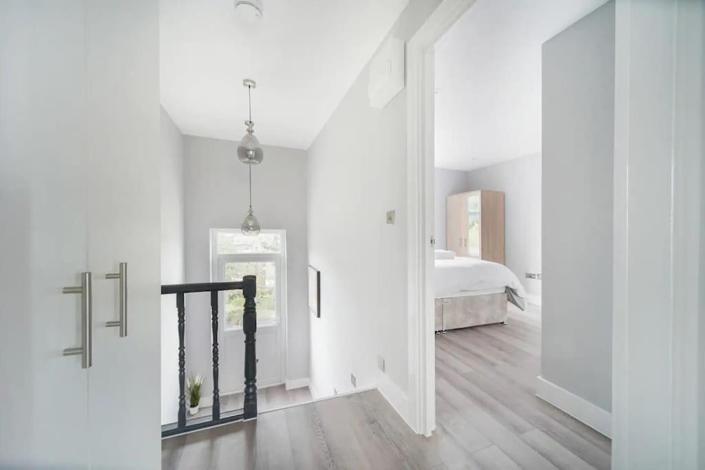 Holiday home Stunning 3 Bed 3 Bath Townhouse In City Centre *