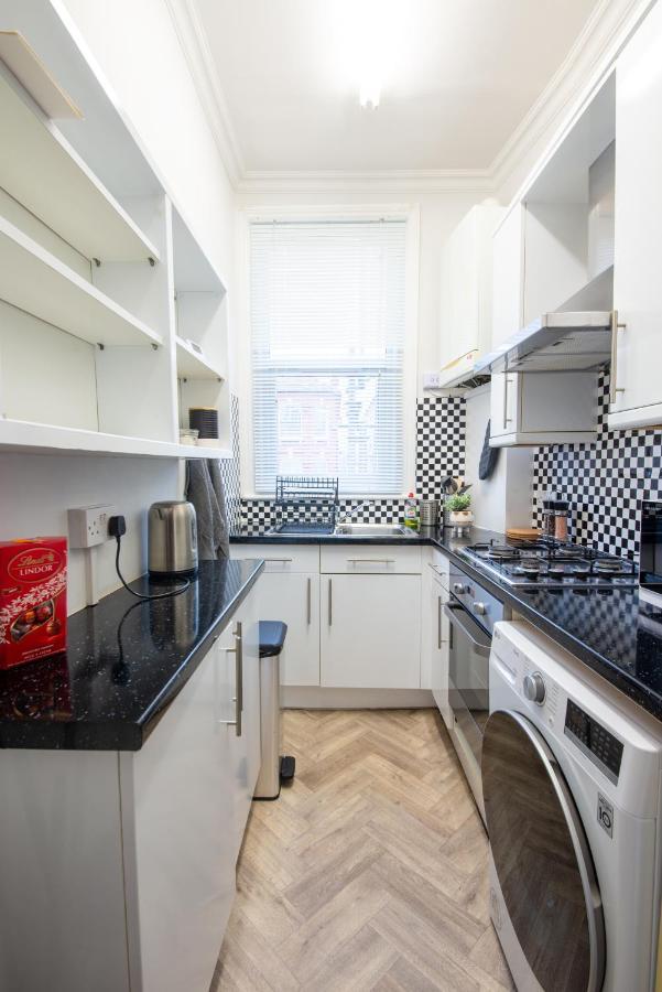 Modern Spacious 75 Londres