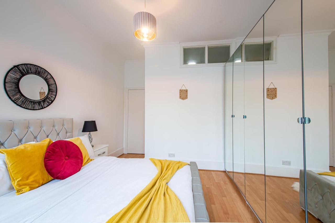 Modern Spacious 75 Apartamento Londres