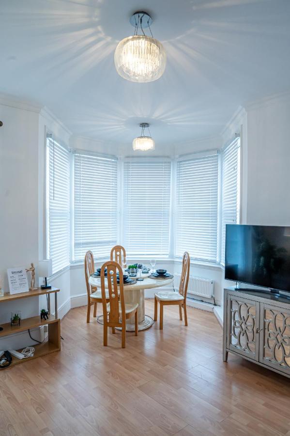 Apartamento Modern Spacious 75