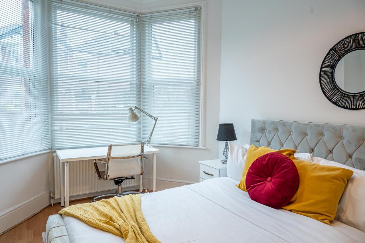 Modern Spacious 75 Apartamento Londres