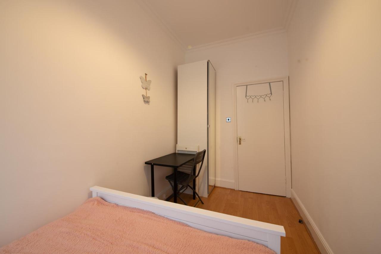 Apartamento Modern Spacious 75
