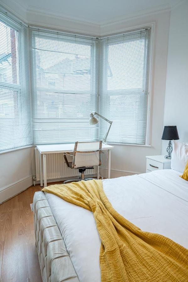 Modern Spacious 75 Apartamento Londres