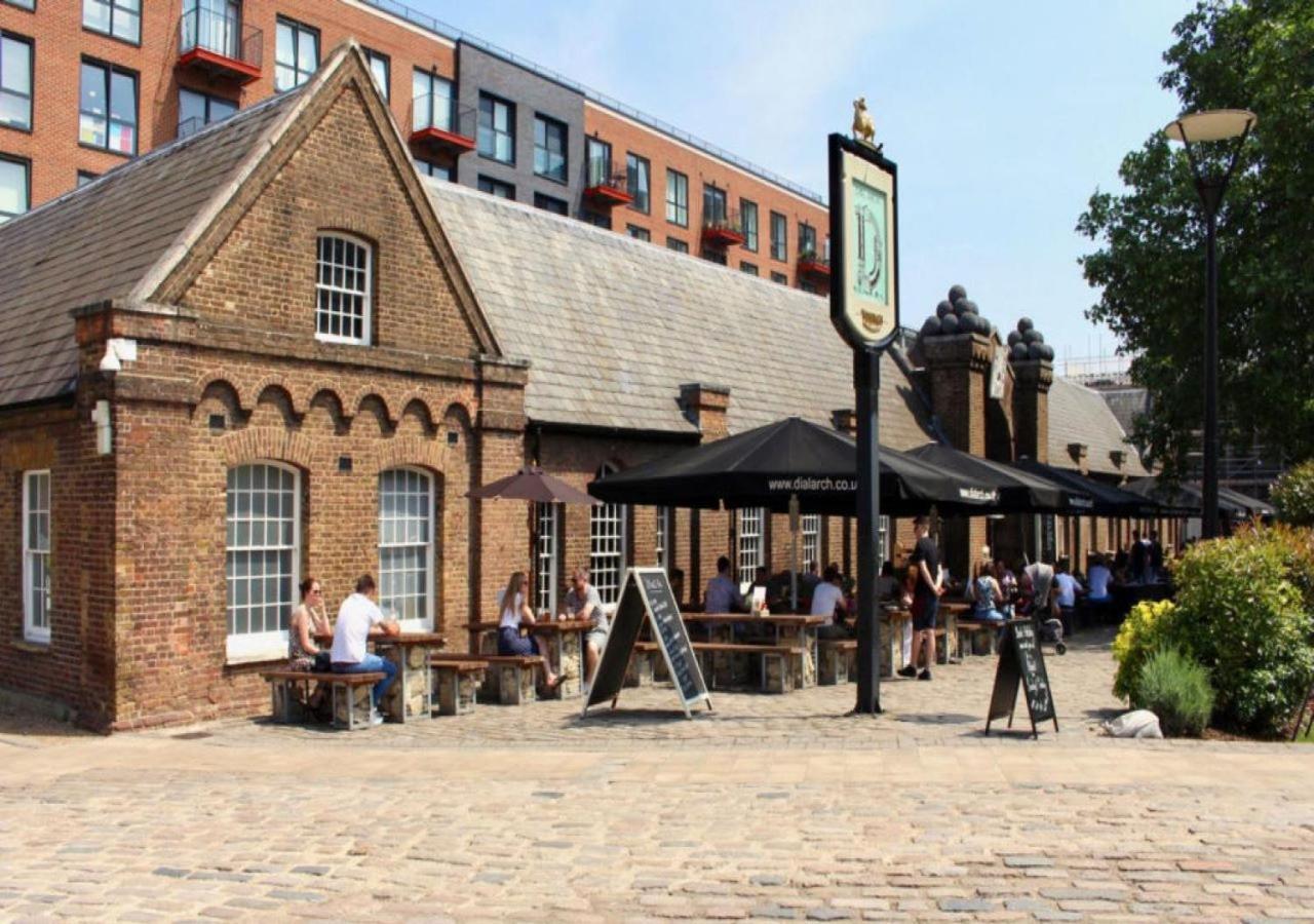 Greenwich Dockside * Londres