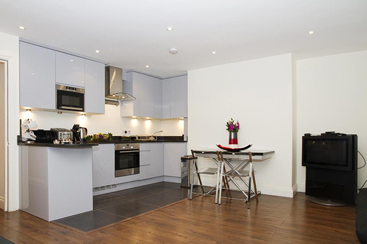 Holiday Lets - C Apartamento Londres