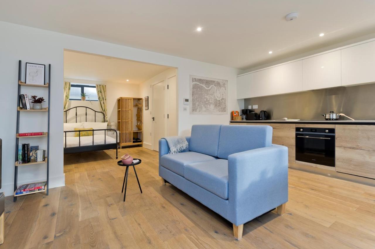 Apartment Luxury One Bedroom Greenwich Near Canary Wharf By Underthedoormat