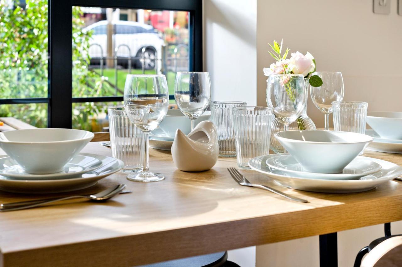 Luxury One Bedroom Greenwich Near Canary Wharf By Underthedoormat * Londres