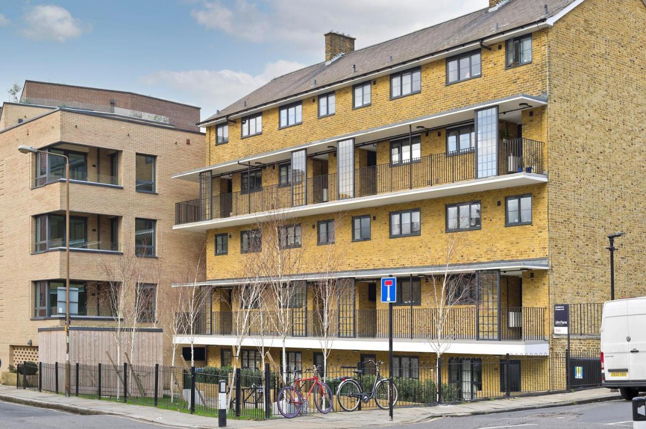Luxury One Bedroom Greenwich Near Canary Wharf By Underthedoormat London