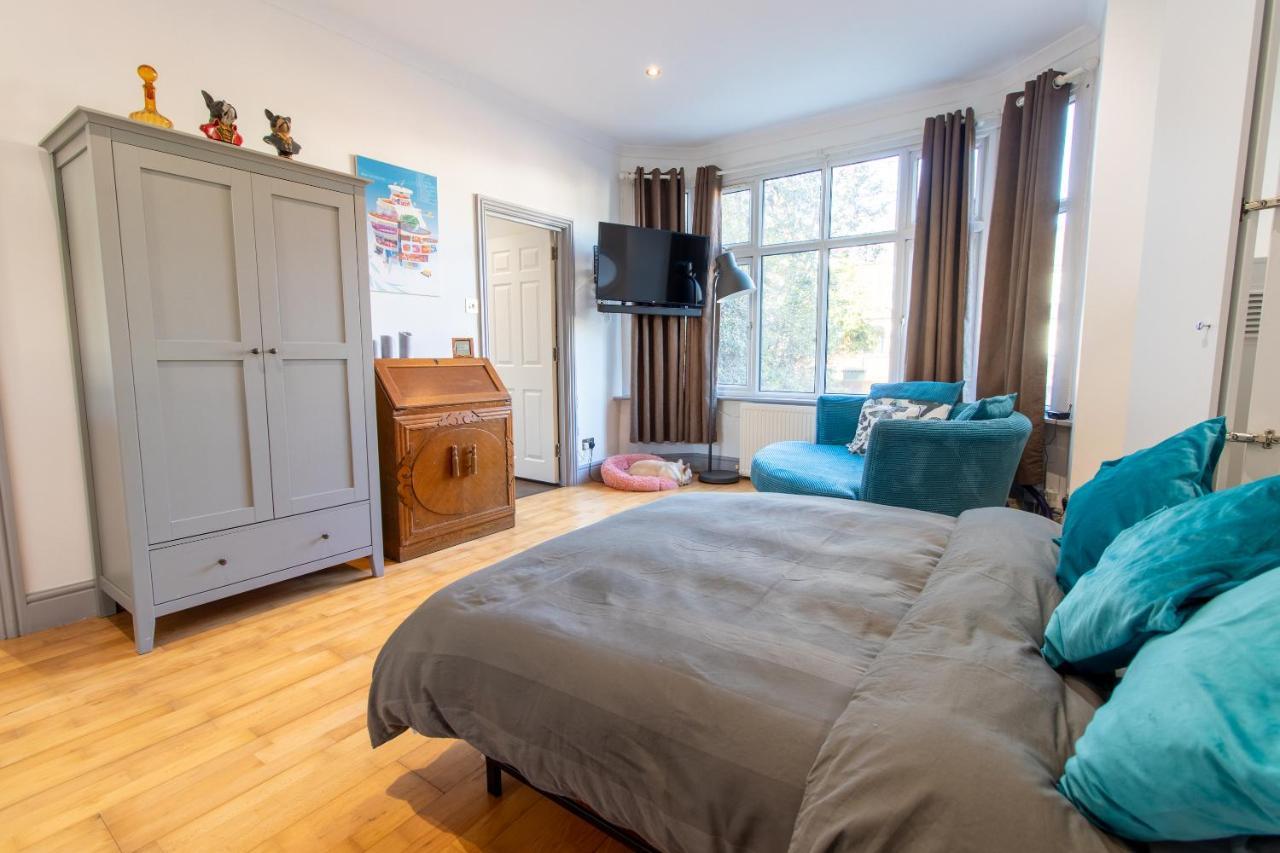 Apartment Spacious And Light Flat In Clapham London
