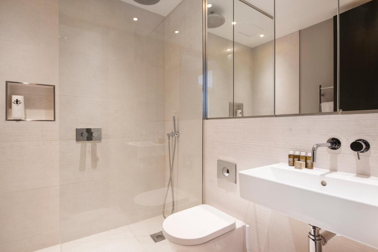 New Build-air Con-2 Bedroom-two Bathrooms 4 Apartment London