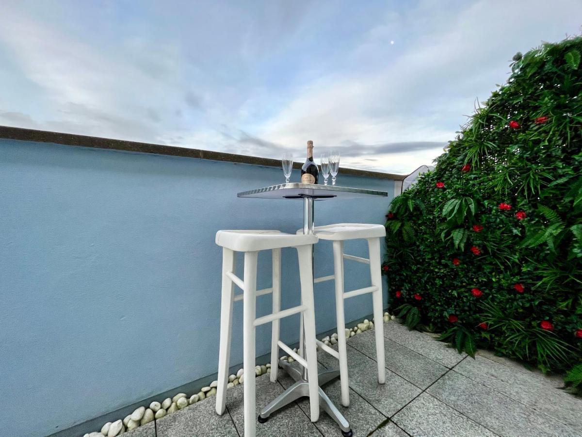 Apartment A Penthouse By Tower Bridge London