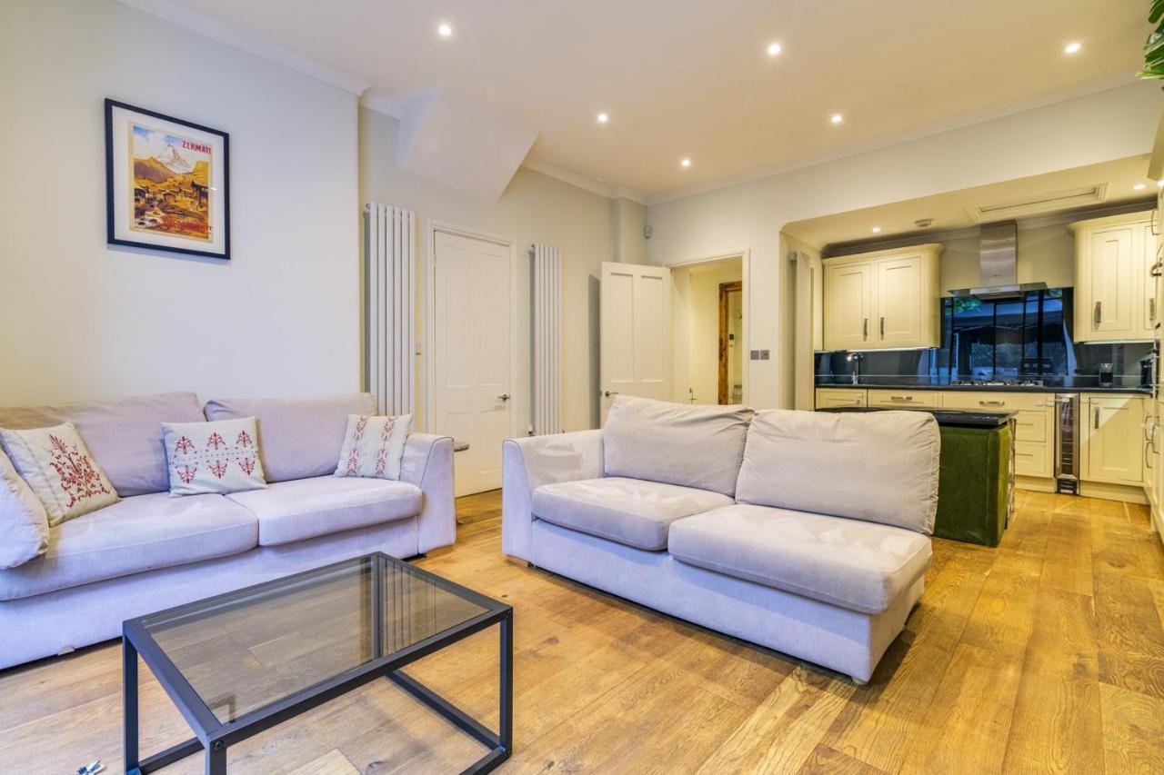 Alfred Hitchcock's Garden Flat Apartment London