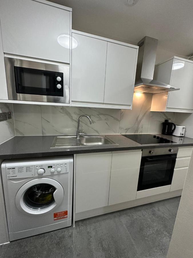 Two Bedrooms Apartamento
