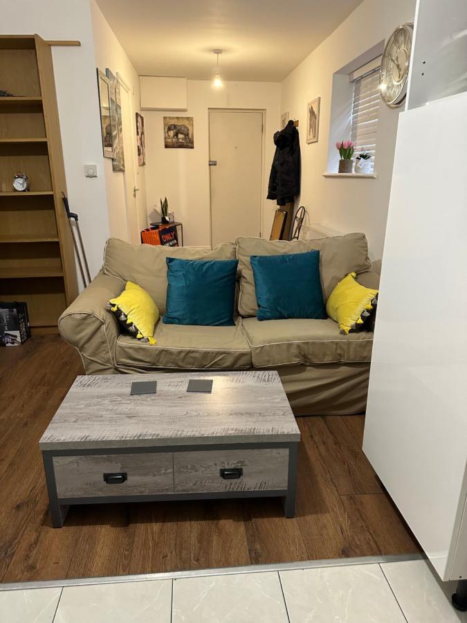 Beautiful Street Dream Ground Floor One Bedroom Londres