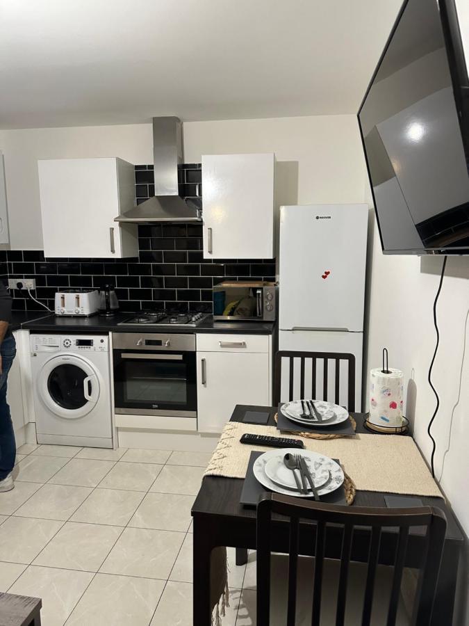 Beautiful Street Dream Ground Floor One Bedroom