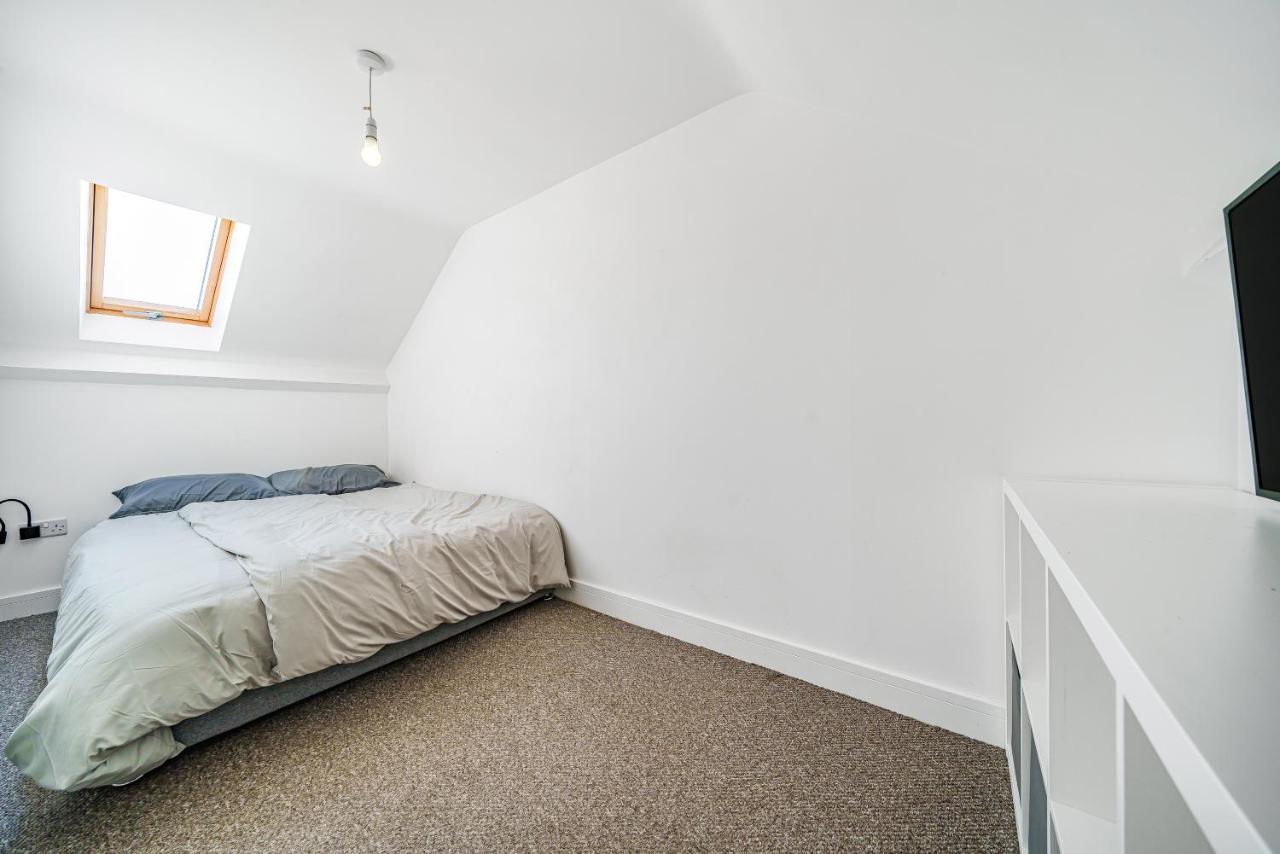 Entire House - Three Bed House In Peckham Appartement