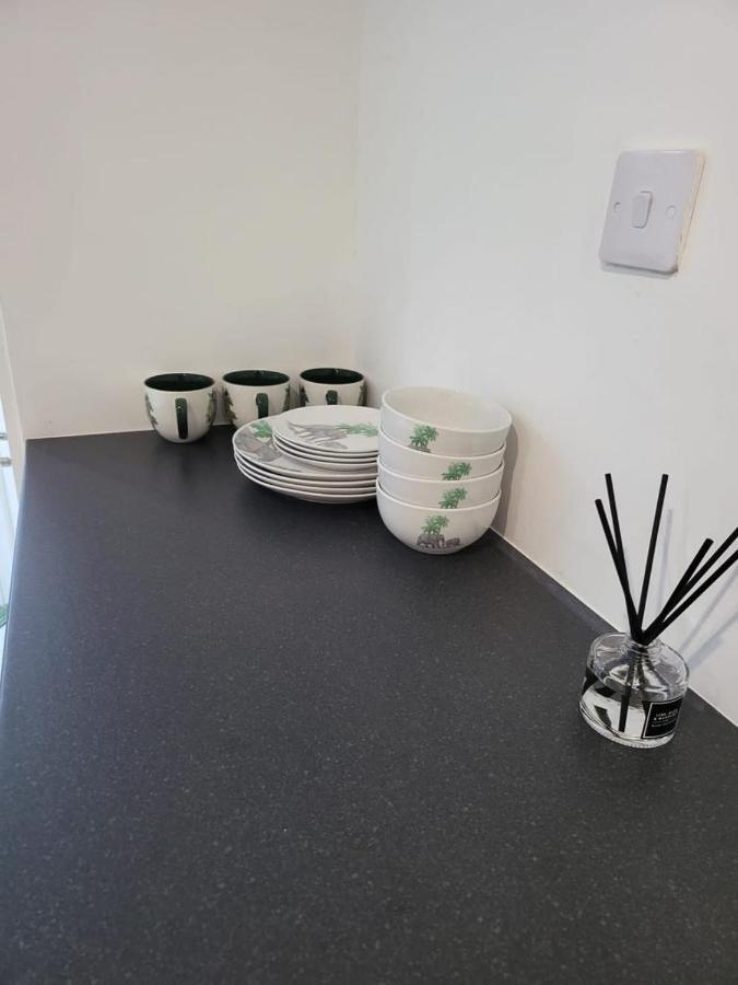 Fancy Basement Flat B Londres
