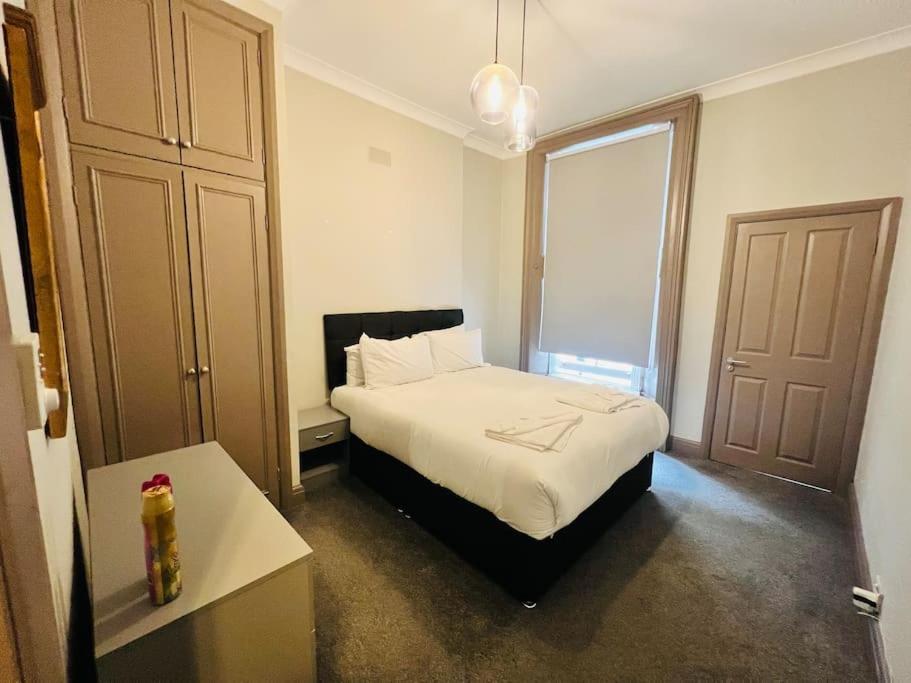 3 Notting Hill, Portobello Road-amazing Location! Apartamento *