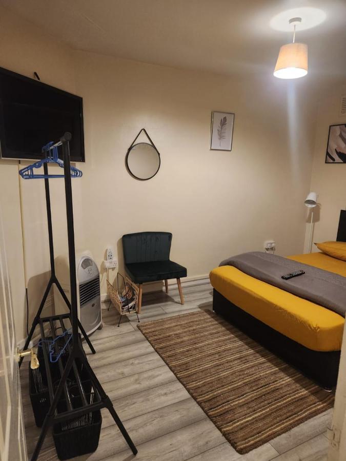 Apartment 2-bedroom Flat In Cutty-sark, Greenwich !